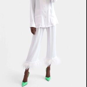 Sleeper Intimates White Feather Lounge Set